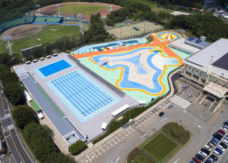 運動公園プール（野外）