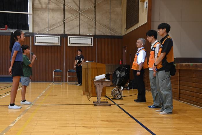 児童代表者からの挨拶の様子