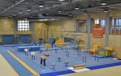 平成30（2018）年、市立船橋高等学校に新「第３体育館」が完成しました。