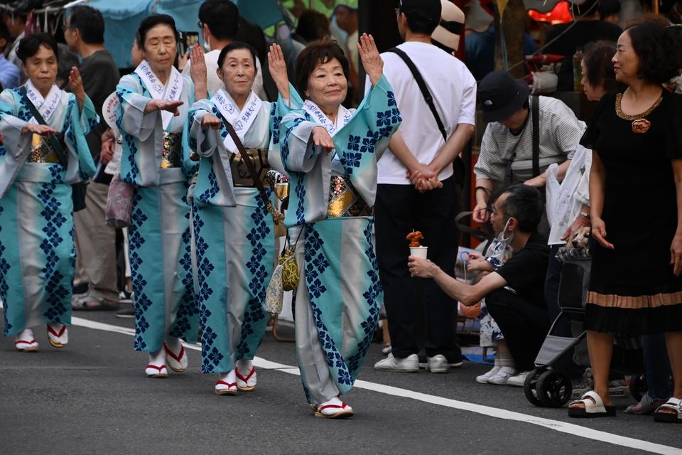 民踊パレード(2)