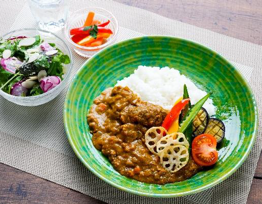 ふなばしカレー盛り付けイメージ