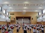 体育館で3、4年生!