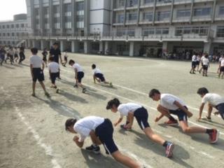 体幹トレーニングを入れ