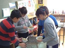 昆布ご飯を囲んで・・・