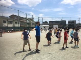 ALTも一緒に遊びます
