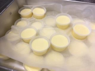 デザートにプリンが!