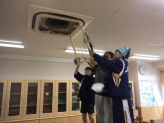 空調のほこりも