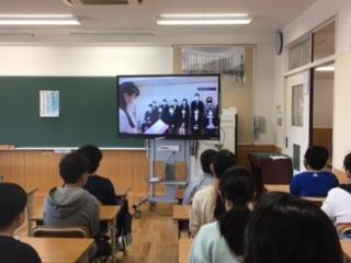 教室からZoomにつないで
