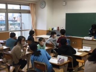 学級に戻って報告します