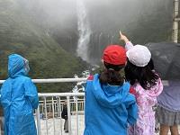 大迫力の華厳の滝!!