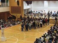 6年生は演奏でお礼を伝えました