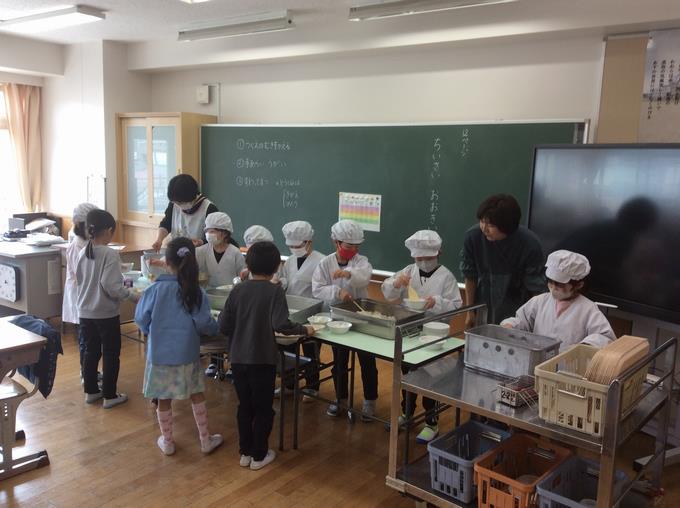 給食準備