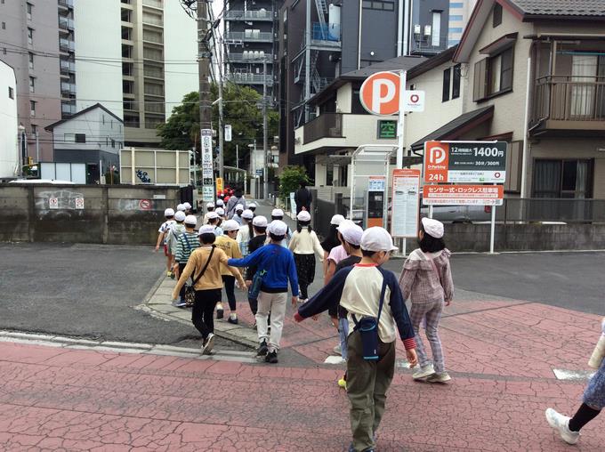 学区探検