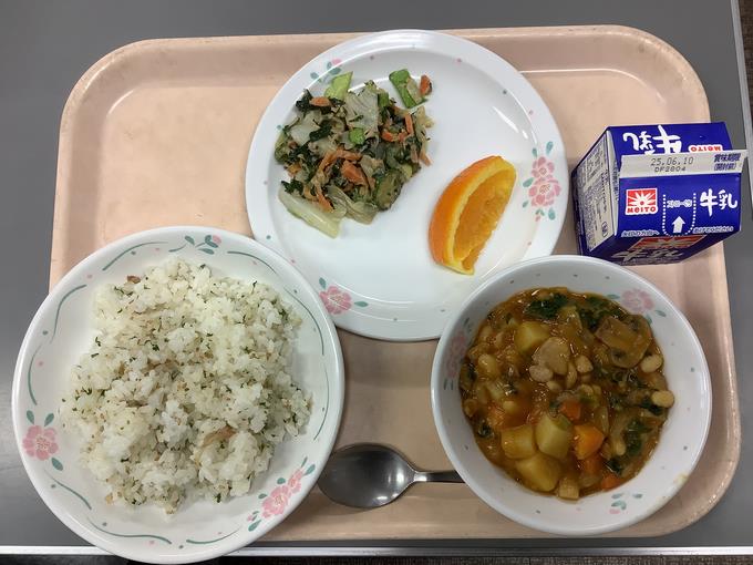 給食