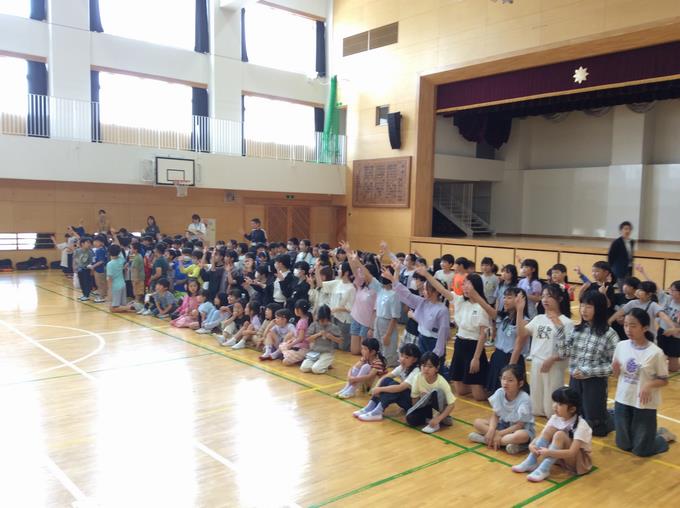 全校合唱「にじ」