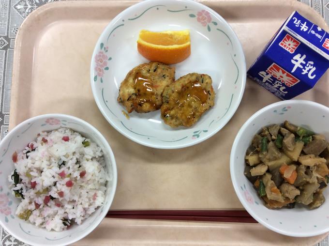 給食