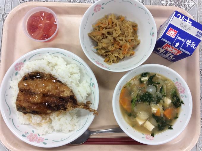 給食