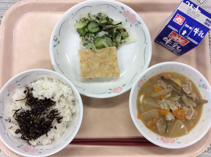 給食