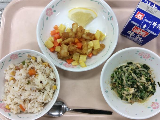 給食