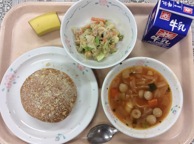 給食