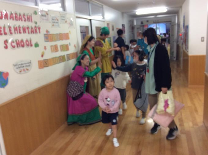 お見送り