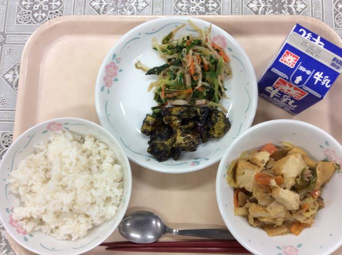 給食