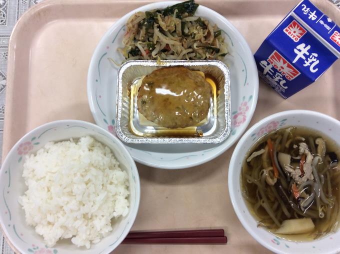 給食