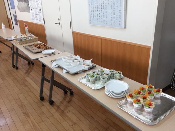 給食の様子