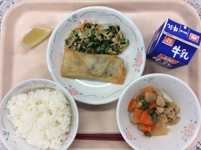 給食