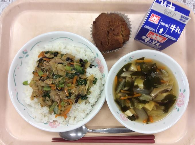 給食