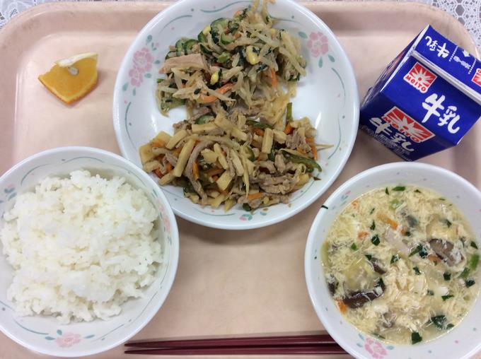 給食