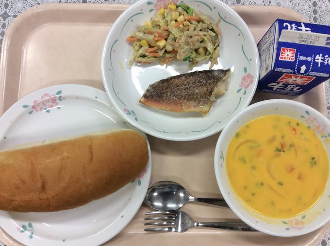 給食