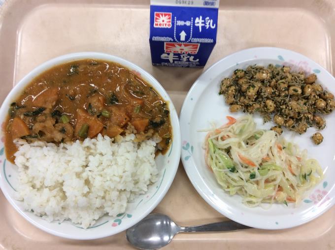 給食