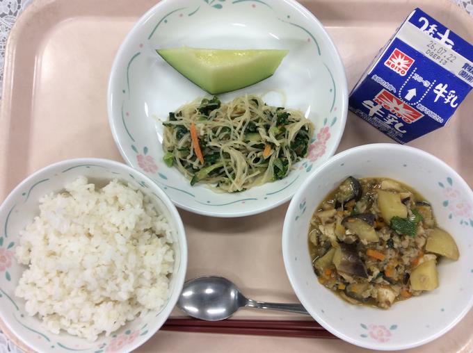 給食