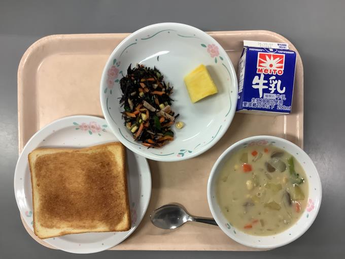 給食