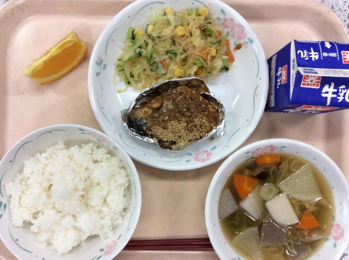 給食