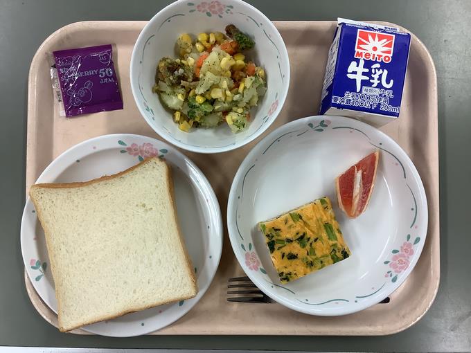 給食
