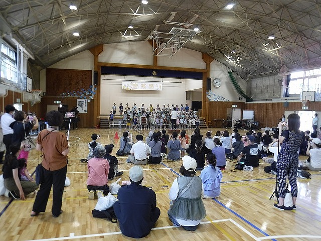1年