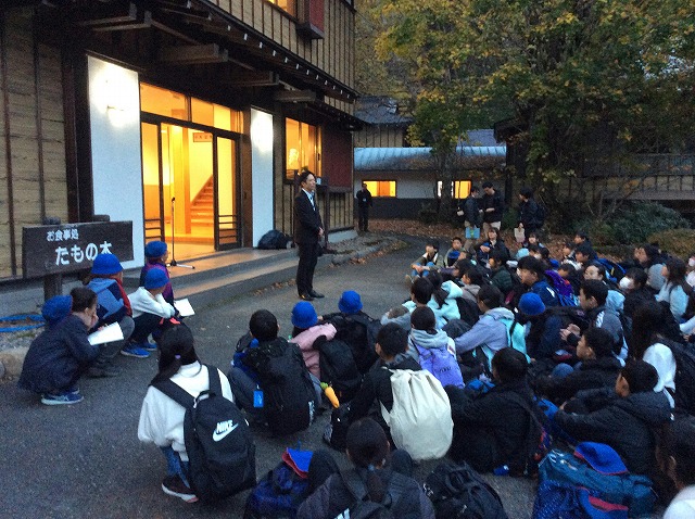 ホテルで入所式