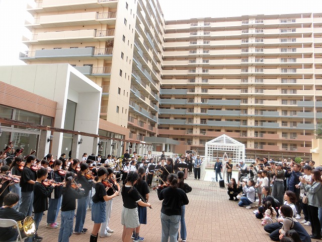 東小の演奏