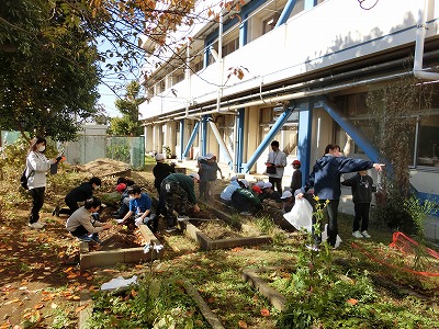 あおぞら学級の畑です
