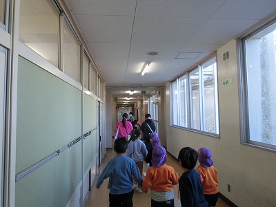 校内を探検しました