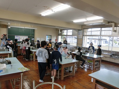 お茶の勉強です