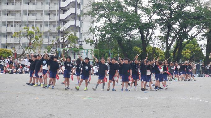 3・4年表現「にしんちゅエイサー」