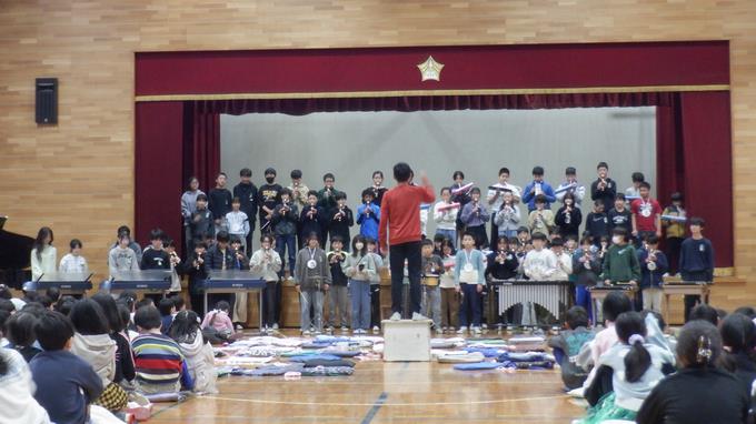 ６年生を送る会の様子　3