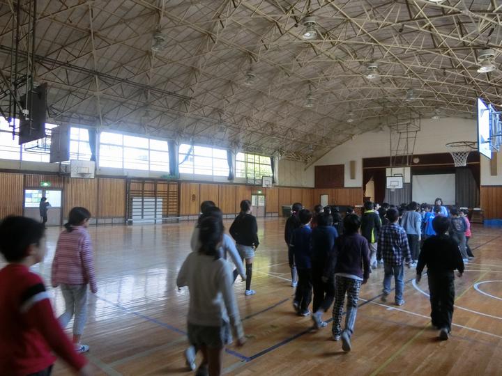 体育館に避難