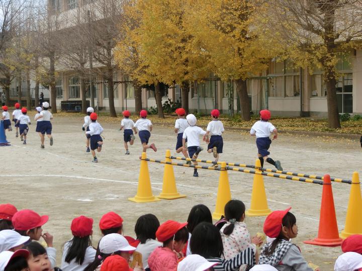 1年男子と走り終わった女子