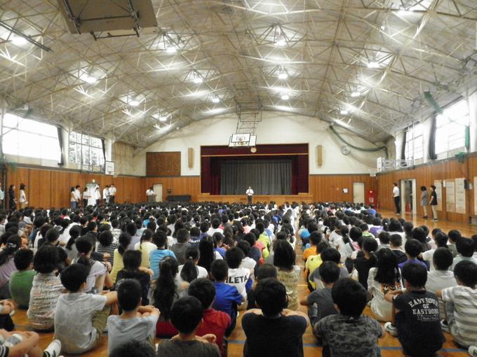 全校朝会①