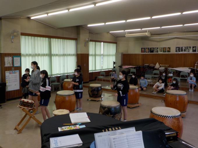 クラブ