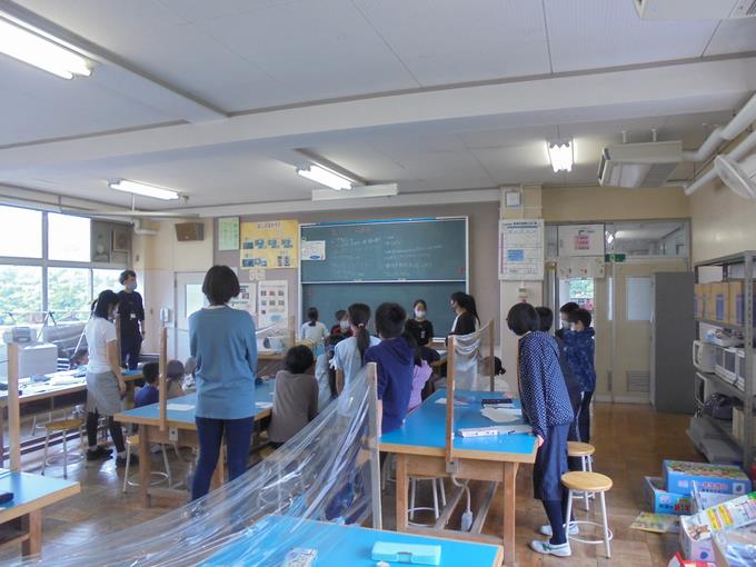 盛り上げ・応援係